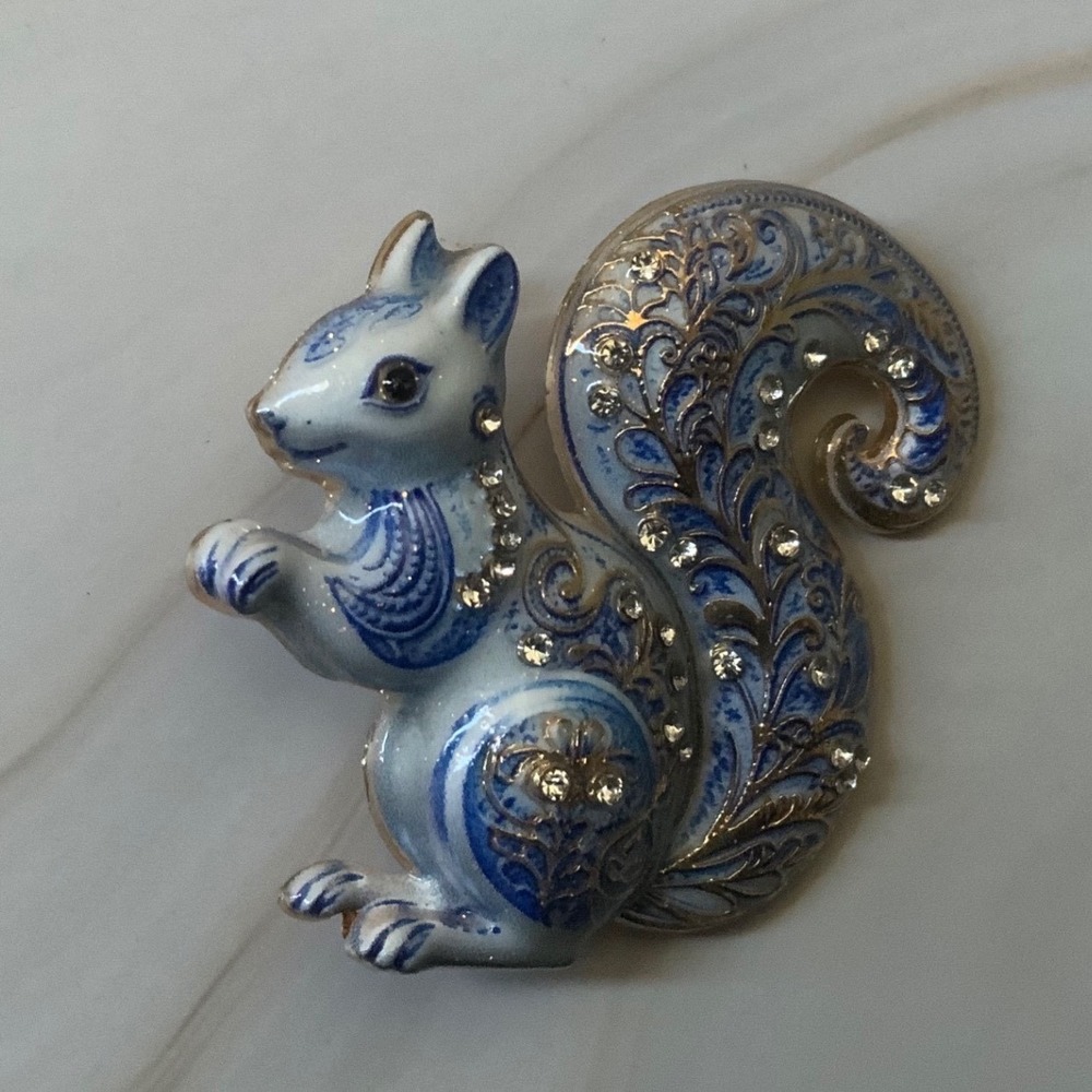 Vintage Blue Enamel Squirrel Brooch Pin Rhinestone Gold Tone Delft Style